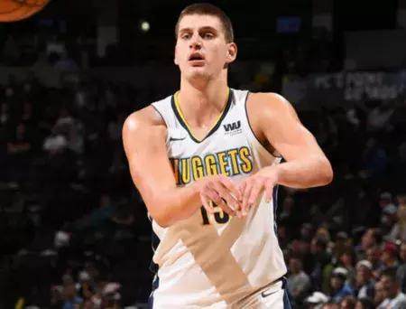 相信凭借他 相信凭借他