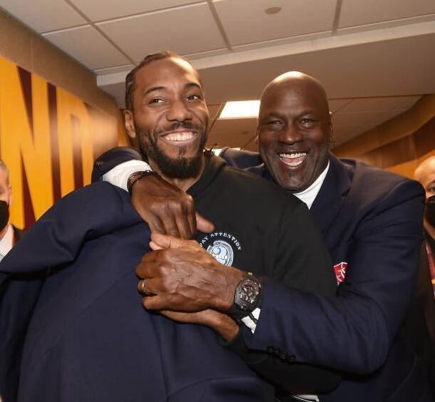 对手近底池 对手近底池